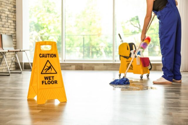 Commercial cleaning service london